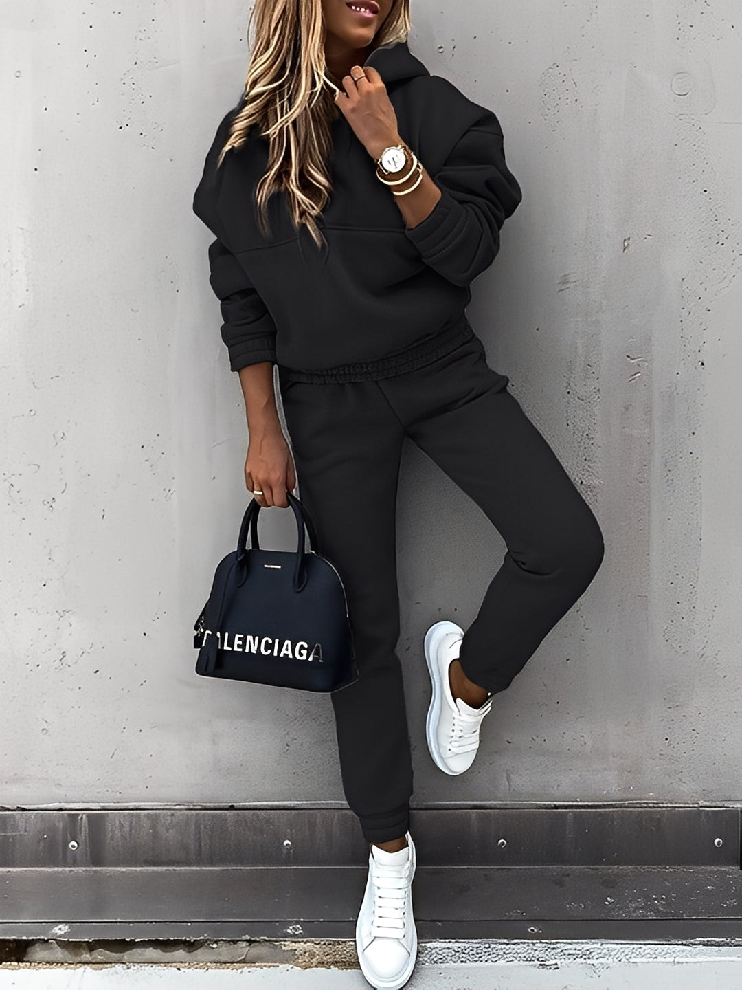 Dianna - Trendy teplákový komplet s kapucí pro ženy