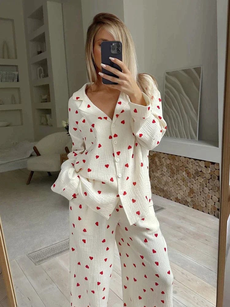 Lola – Stylové pyžamo s motivy srdcí