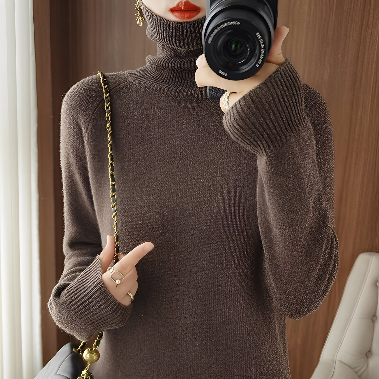 Kaycee - Moderní svetr s pleteným rolákem pro ženy
