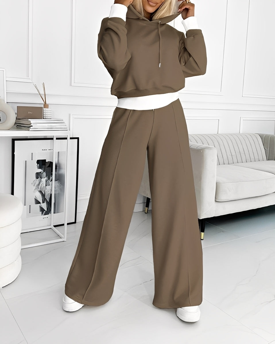 Paulina - Stylová dámská souprava s kapucí