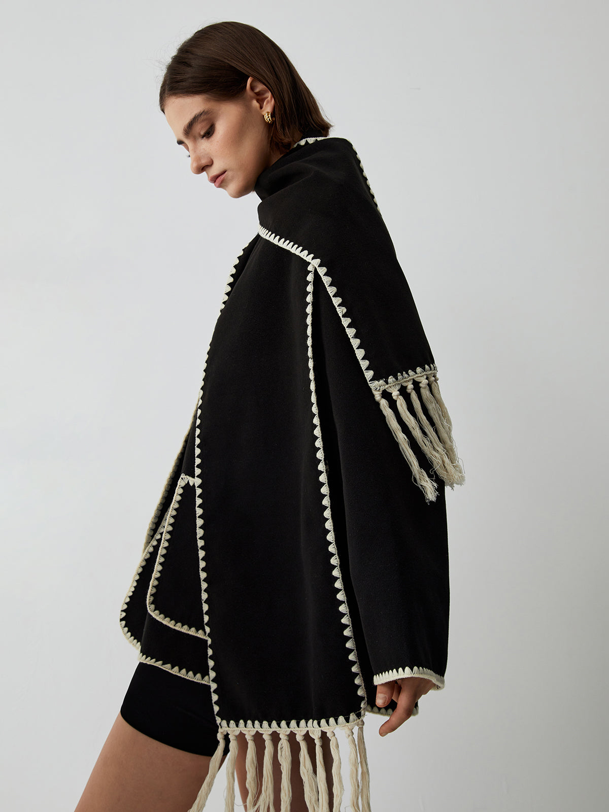 Elodie – Bunda se šálou