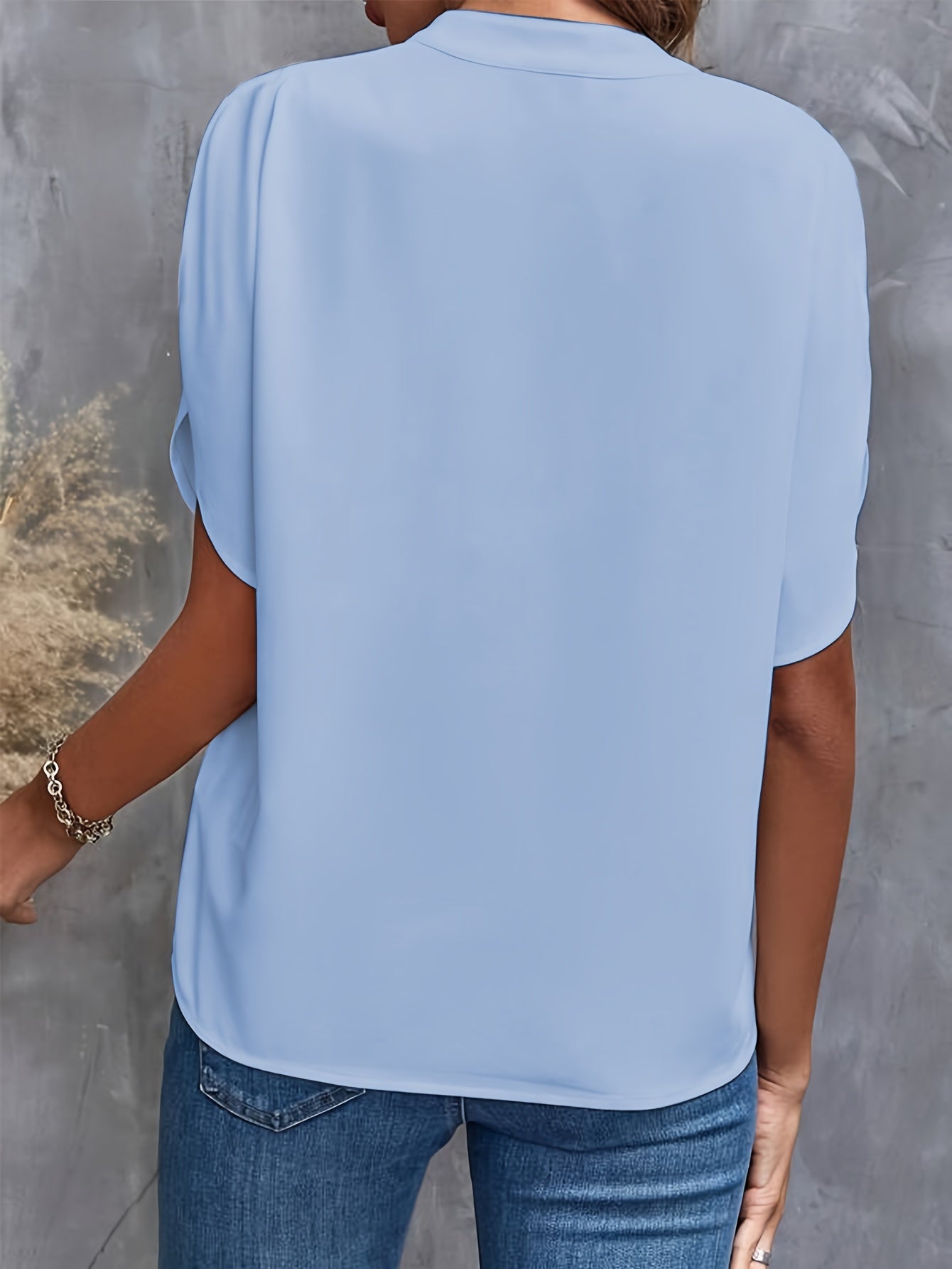 Lina - Lehká a stylová blůza vhodná pro různé příležitosti