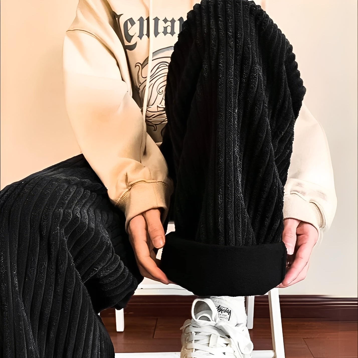 Kristian - Stylové a komfortní pánské manšestrové tepláky